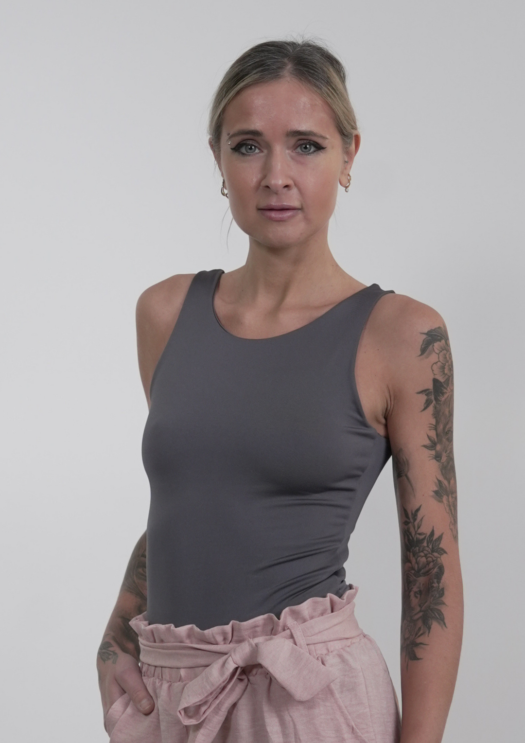 Backstraps Blouse2470697824706978