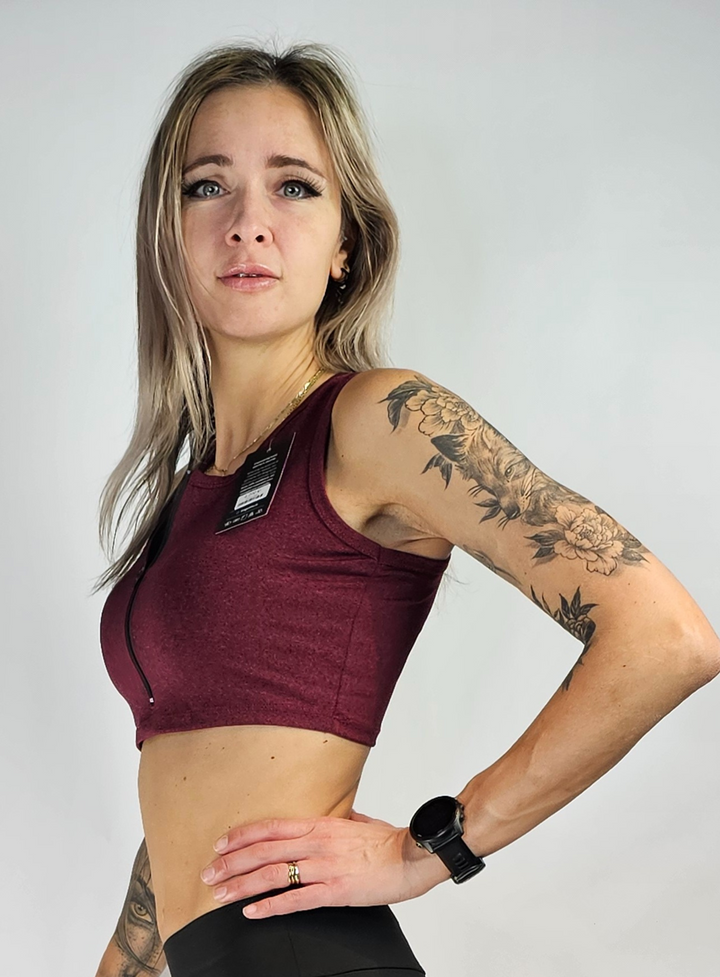 Suplex top with zipper