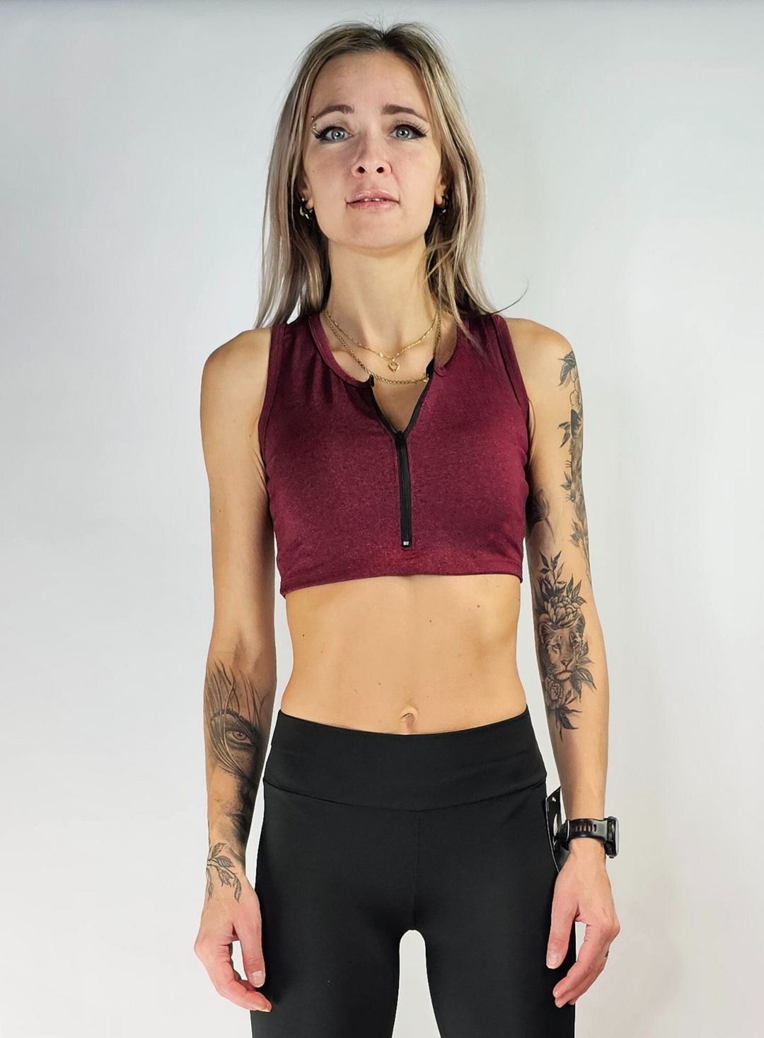 Suplex top with zipper